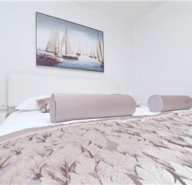 6 Bedroom Beachfront Villa with Heated Pool near Vela Luka on Korcula Island, Sleep 12